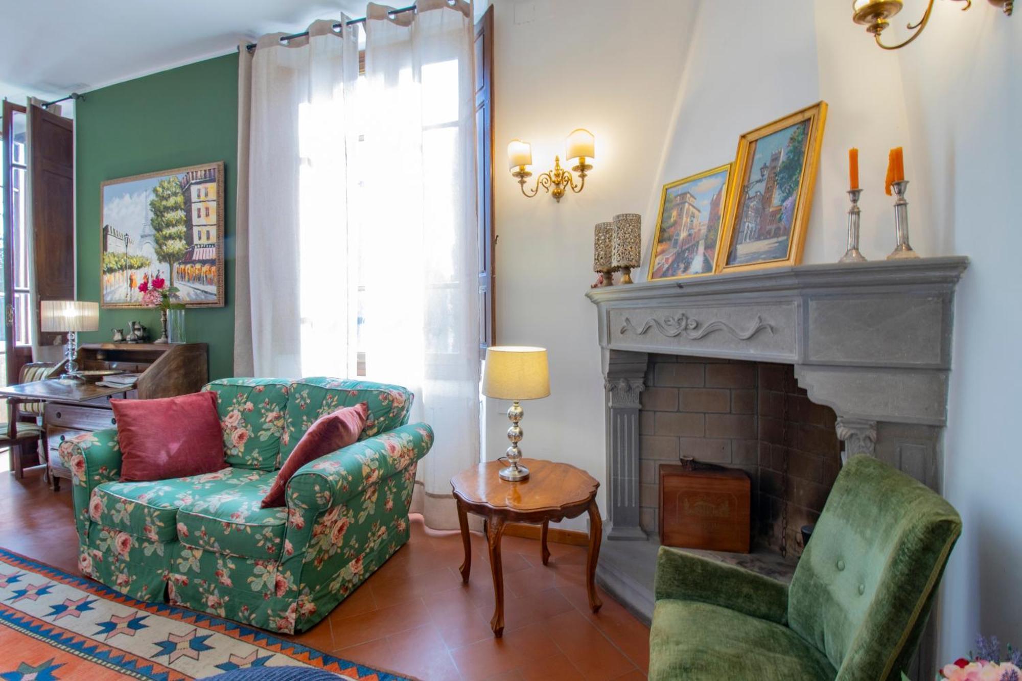 Lia - In With Private Garden And Pool * Florencia
